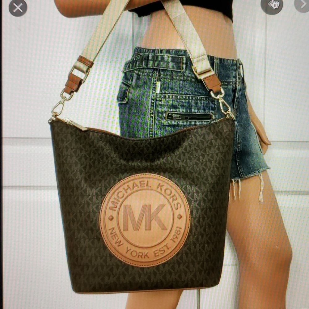 Michael kors Fulton Sport Large Bucket Bag